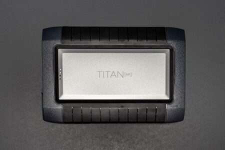 Raptic Titan Air Portable Power Bank