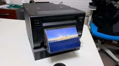 Mitsubishi CP-D90DW Premium High-Speed Digital Photo Printer